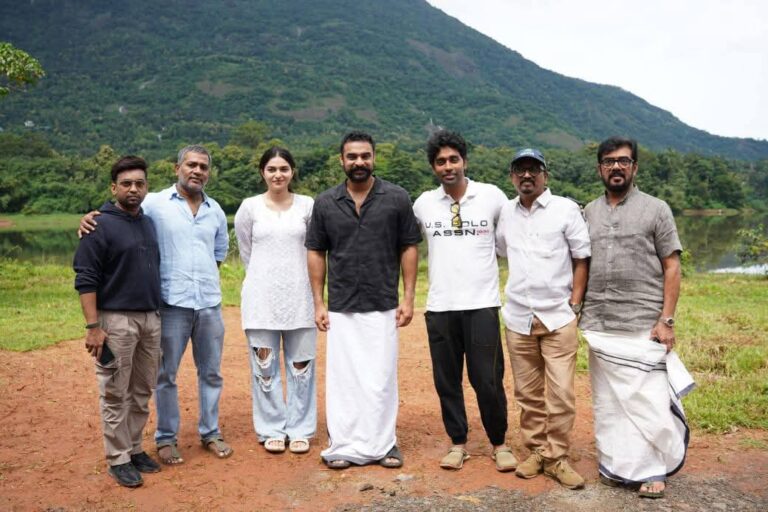 പള്ളിച്ചട്ടമ്പി ഏപ്രിലില്‍ എത്തും, Malayalam actor Tovino Thomas Tovino Thomas actor Tovino Thomas producer Tovino Thomas Minnal Murali Tovino Thomas ARM Tovino Thomas Lokah Superhero Tovino Thomas, Tovino Thomas biography Tovino Thomas age Tovino Thomas wife, Tovino Thomas family Tovino Thomas Instagram Tovino Thomas Facebook Tovino Thomas Twitter, Tovino Thomas official website Tovino Thomas latest news Tovino Thomas Pallichattambi Tovino Thomas Athiradi movie Tovino Thomas 2026 movies Tovino Thomas upcoming films 2026 Who is Tovino Thomas, Tovino Thomas Kerala Irinjalakuda actor (his birthplace) Tovino Thomas tovinothomas.com Minnal Murali actor 2018 movie Tovino Tovino Thomas pan-Indian films, Tovino,